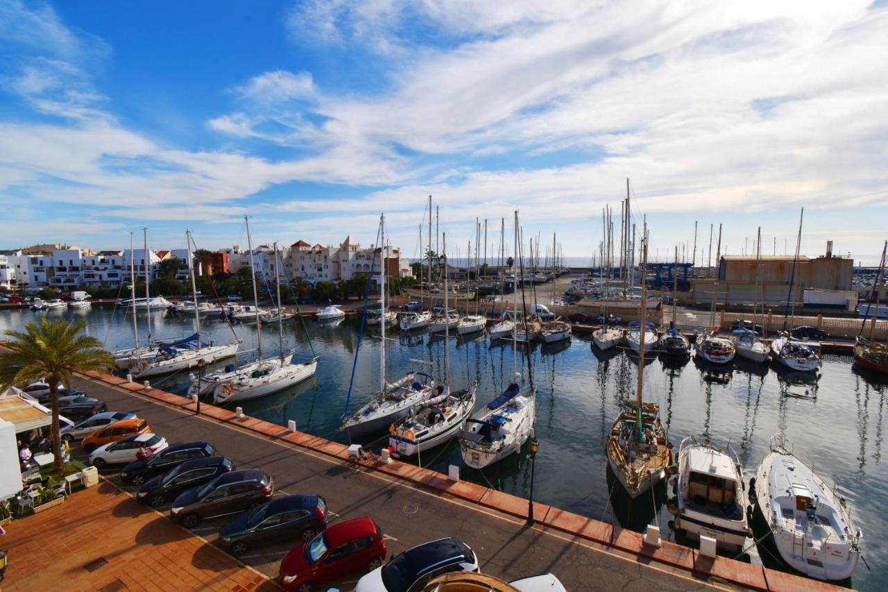 Expoholidays - Vistas Al Puerto Deportivo Galera Apartment *